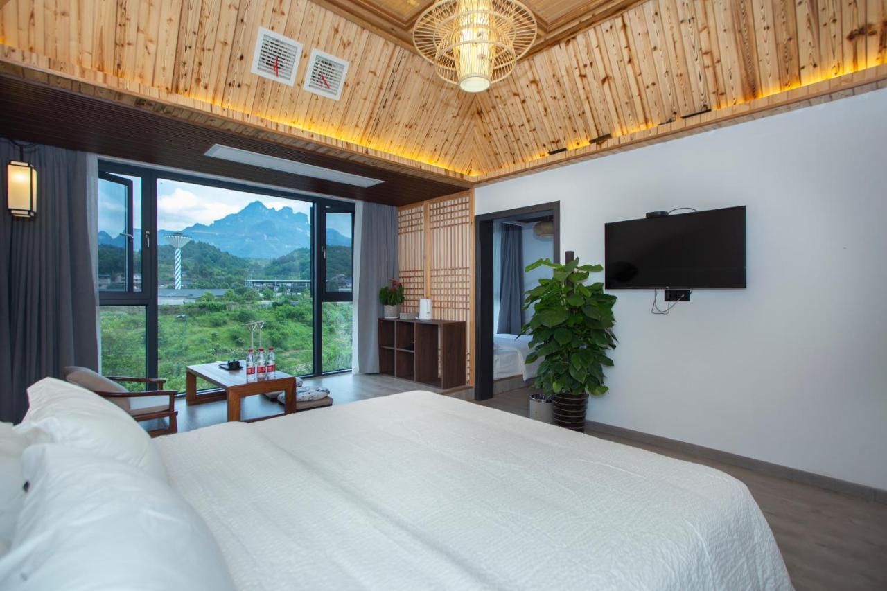 Heaven'S Gate Home Stay --Free Pick Up Service--Panoramic View Of Tianmen Mountain Zhangjiajie Bagian luar foto